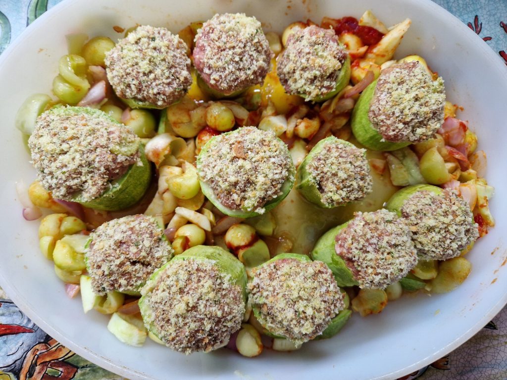 Courgettes farcies à l'espadon au four