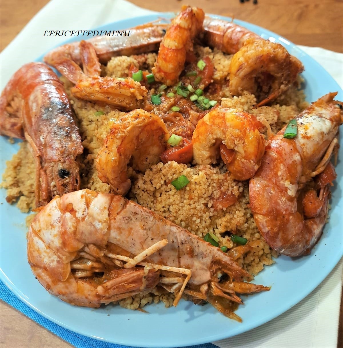 Couscous aux crevettes et tomates cerises