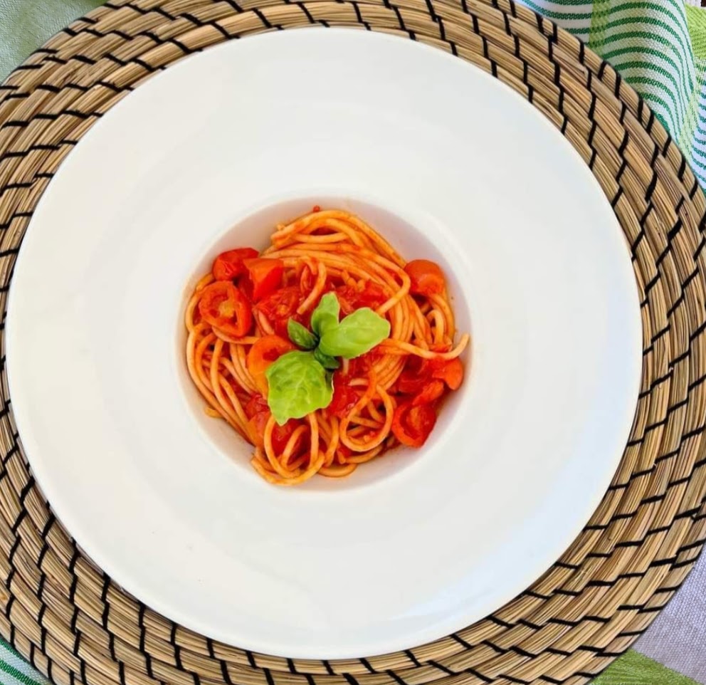 pâtes aux trois tomates et basilic