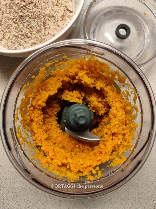 citrouille ou carottes et fruits secs hachés