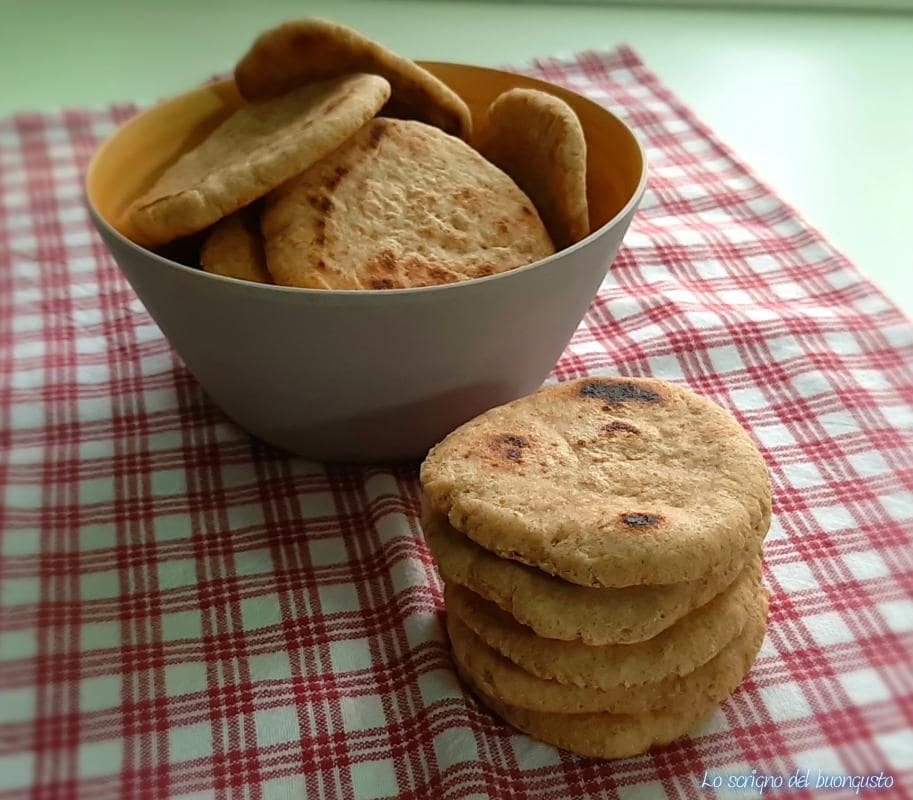 Petits pains rustiques sans levure