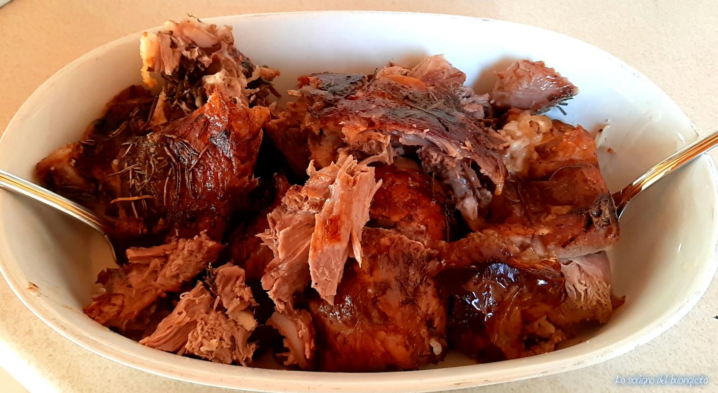 Gigot d’agneau au four