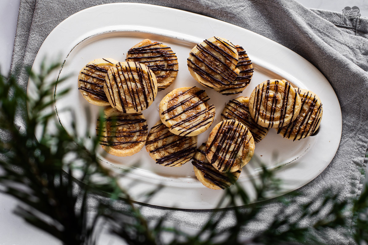Biscuits roulés fourrés aux noisettes