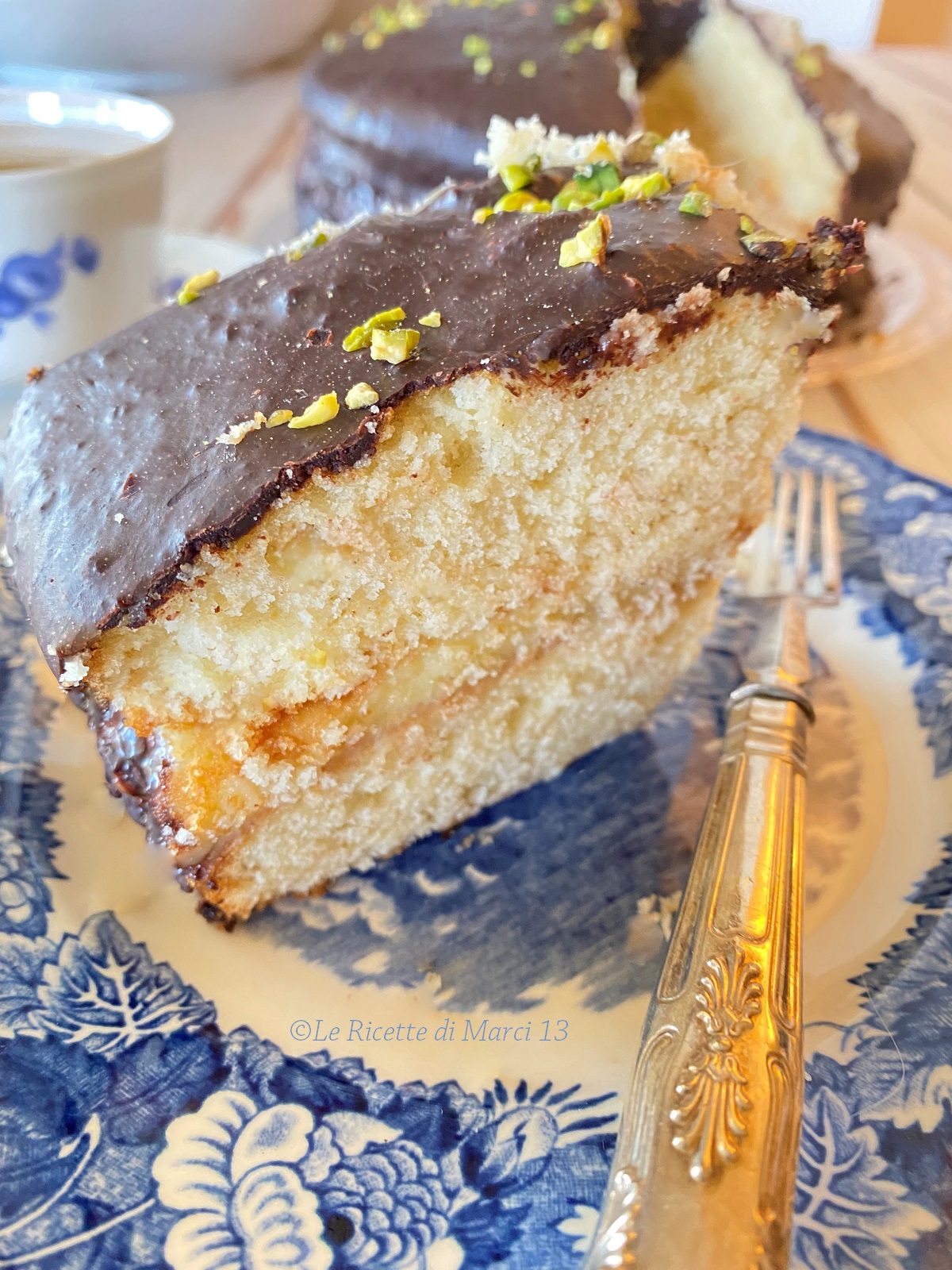 Boston Pie au chocolat et crème. Gâteau américain vintage
