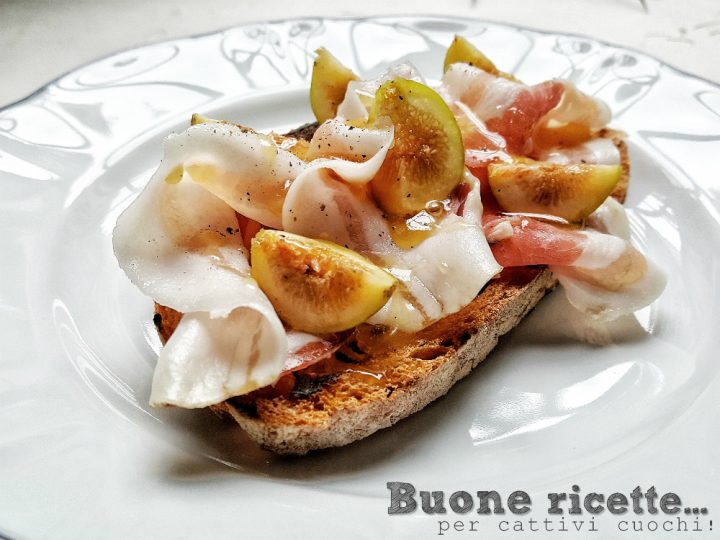 Bruschetta figues bacon et miel