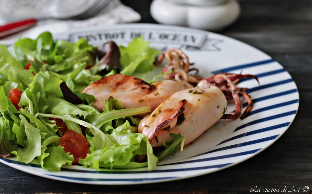 Calamars marinés grillés