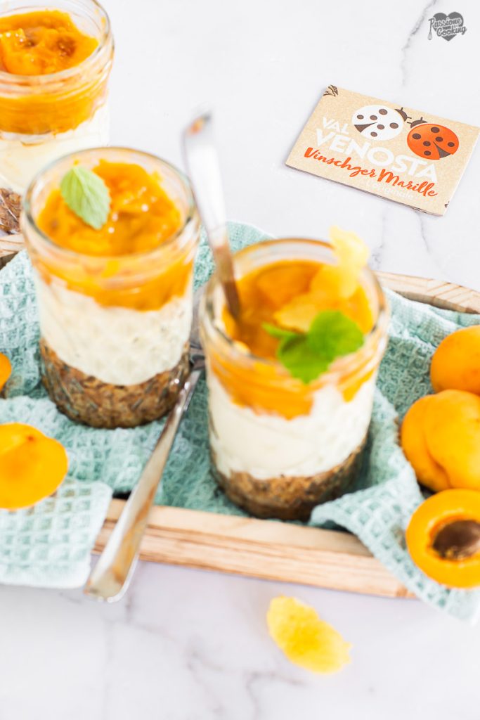 Cheesecake en verre avec abricots