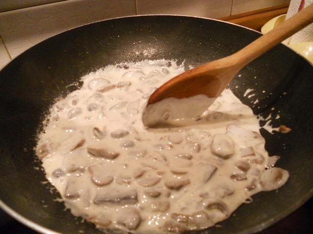 Champignons sautés à la crème (plat polyvalent)