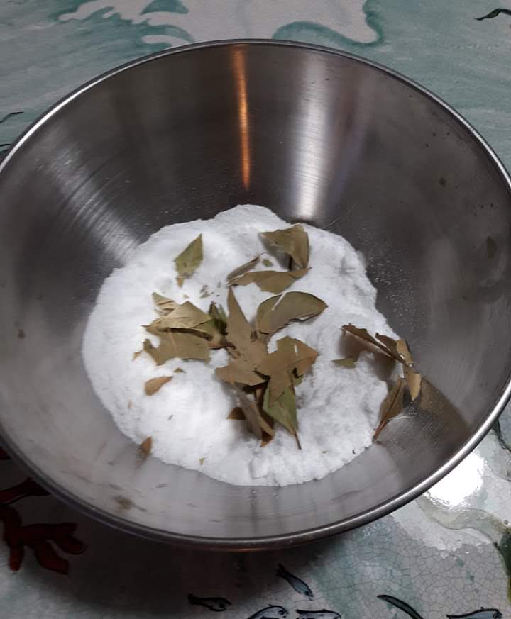 Poisson mariné au sucre et sel