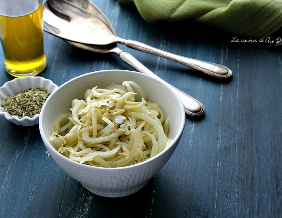 Fenouils crus marinés