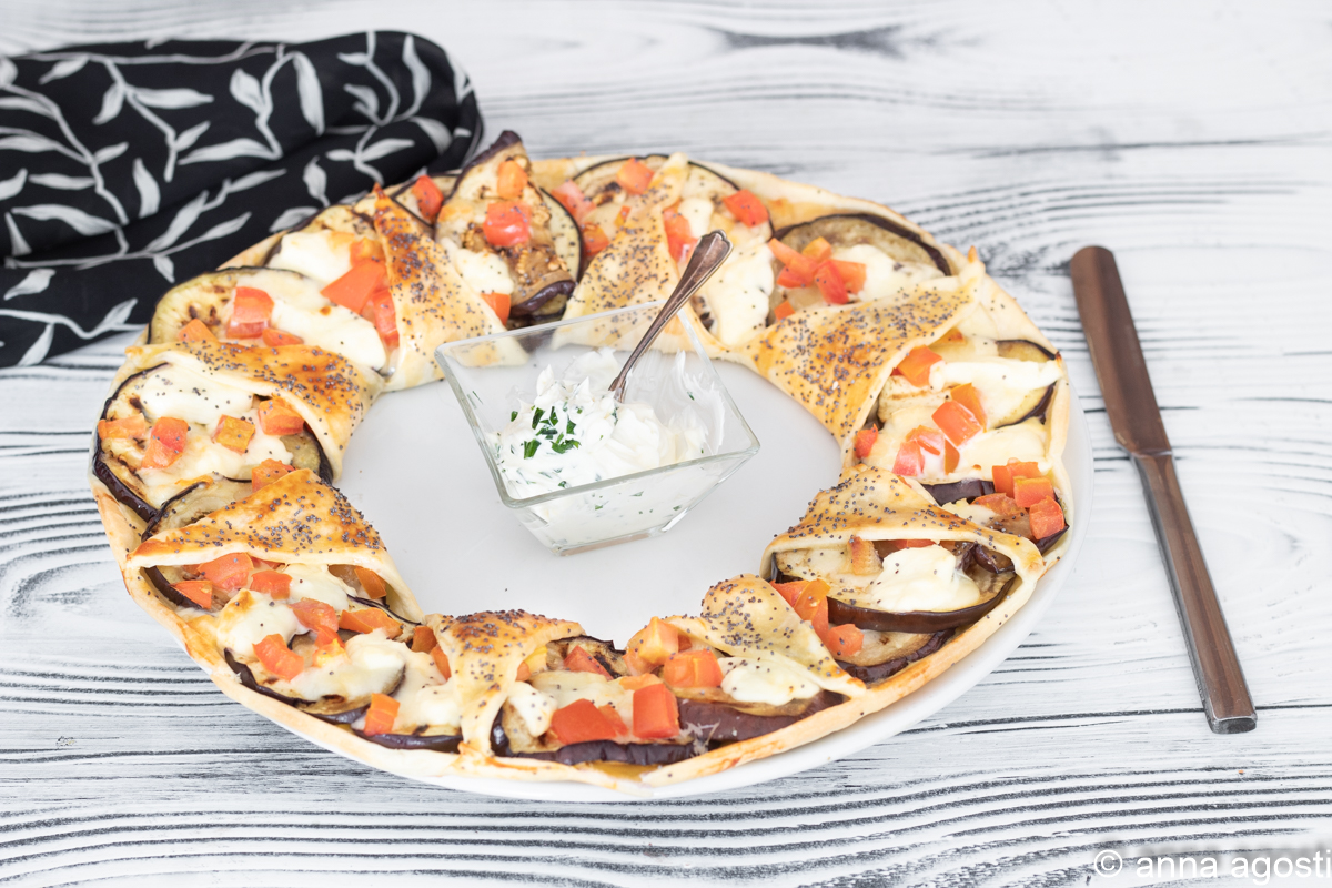 Feuilleté farci au fromage et aux aubergines