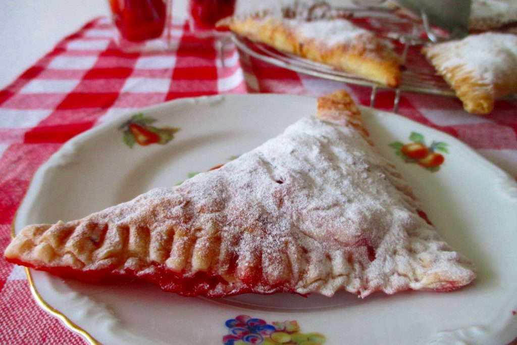 Feuilletés aux fraises. Mange sans Ventre