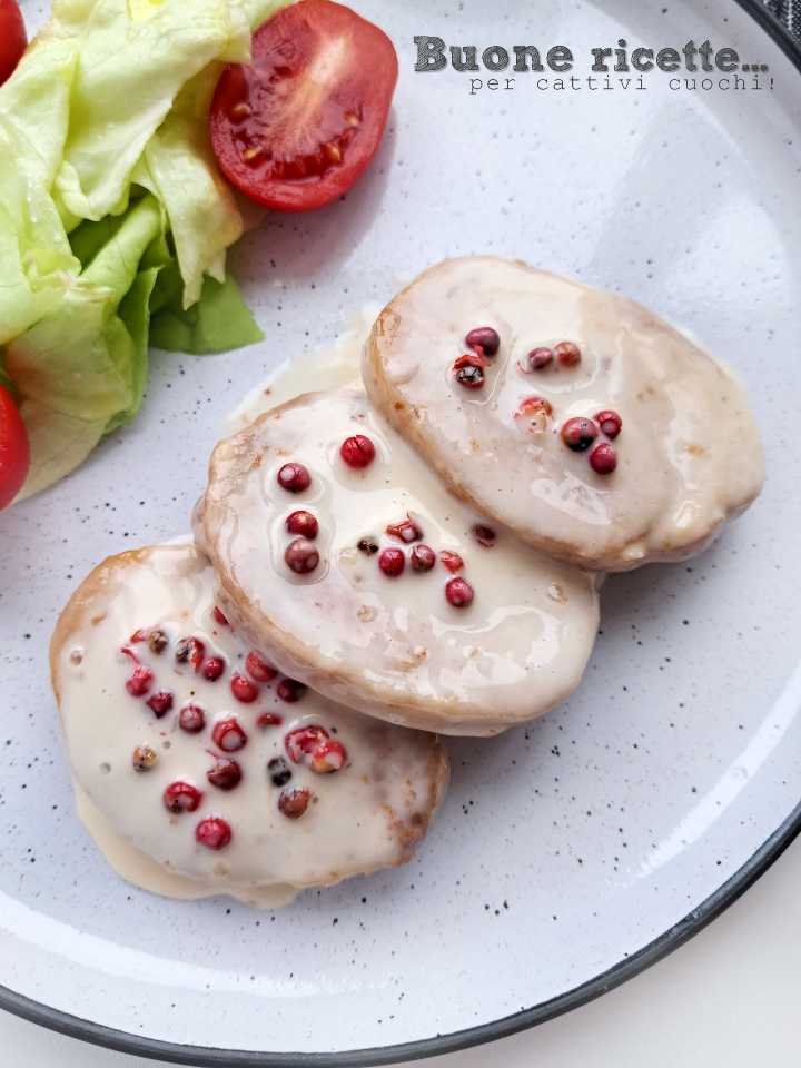 Filet de boeuf au poivre rose crémeux