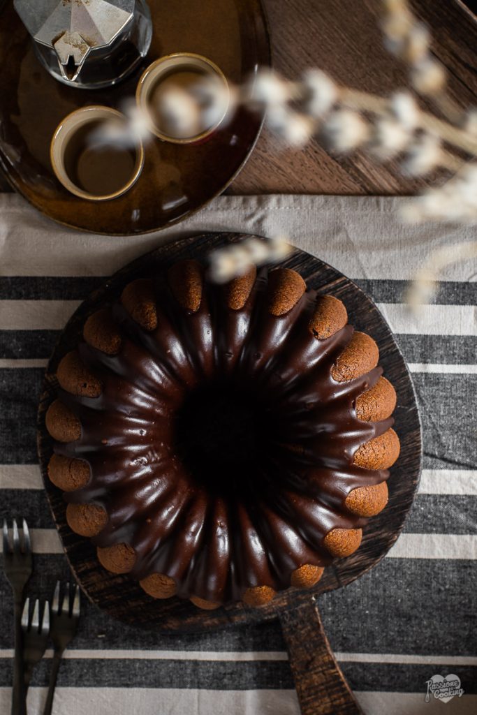Gâteau au café avec glaçage au café
