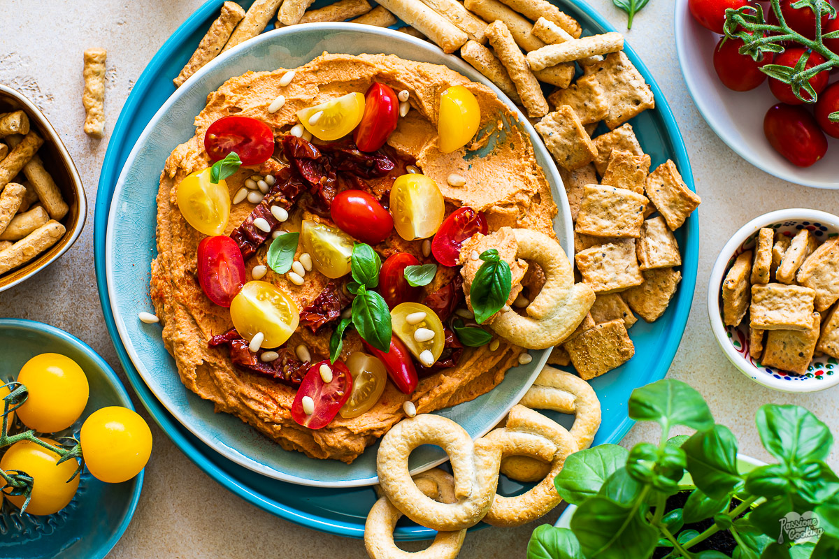 Houmous de pois chiches et tomates séchées