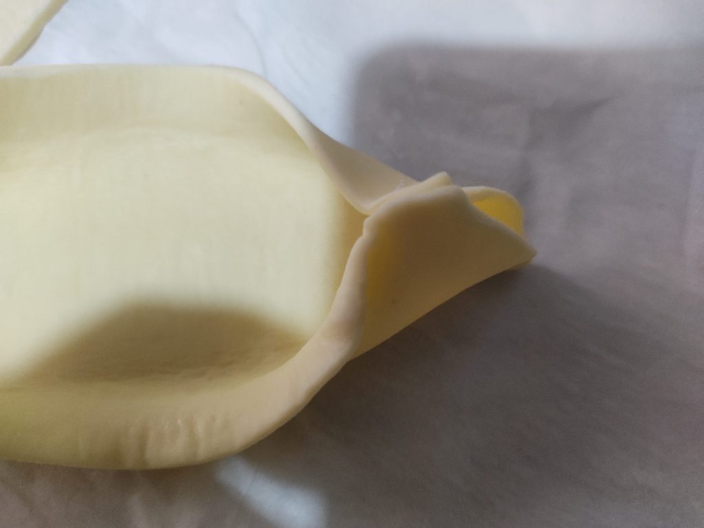 Barquettes de pâte feuilletée saumon et avocat