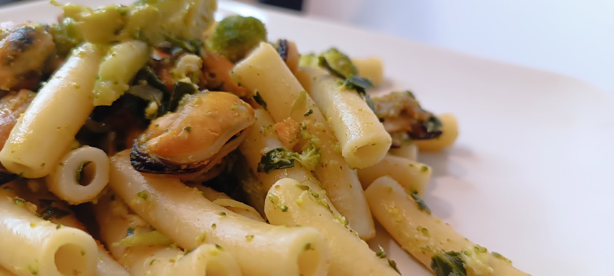 Ziti moules et brocolis