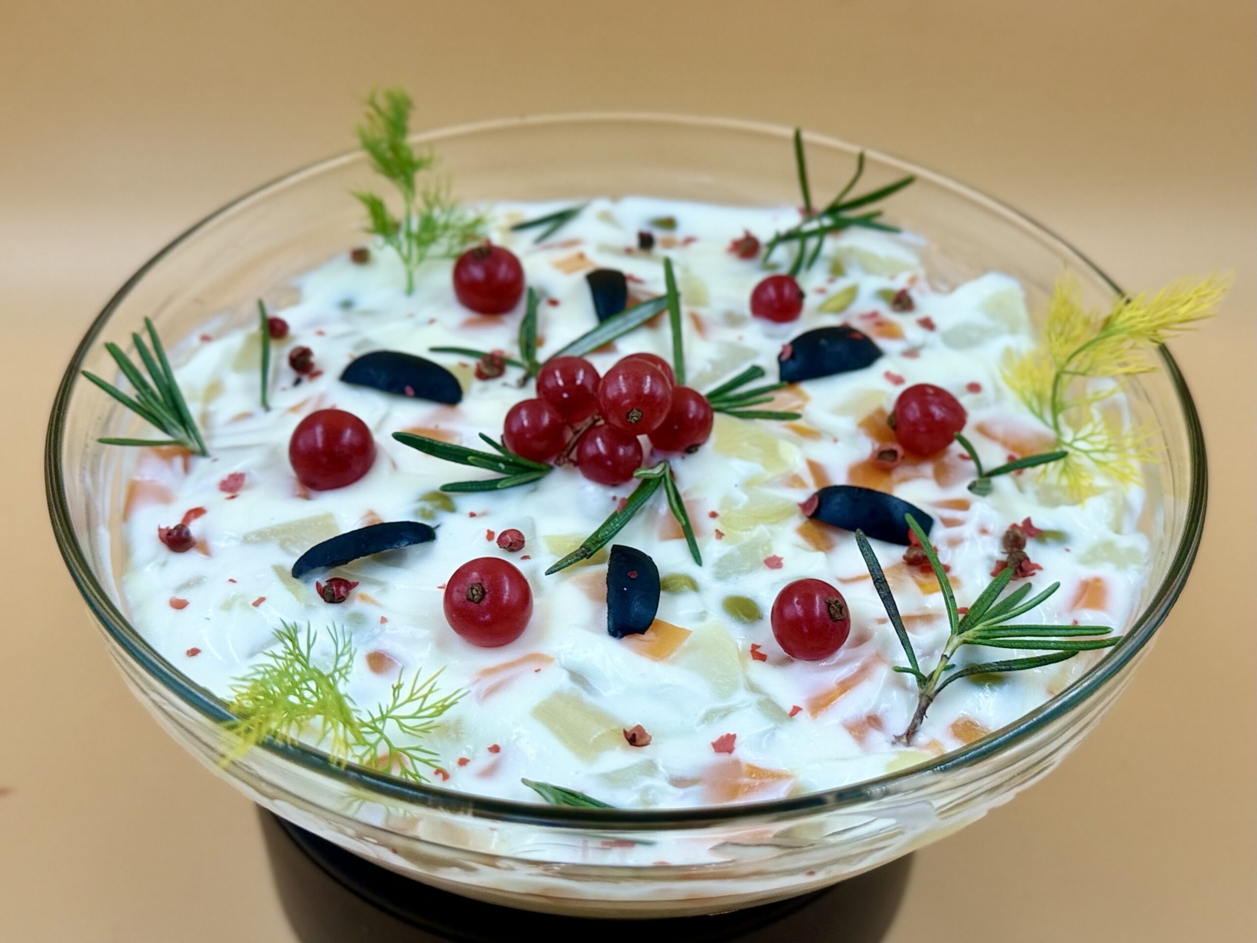 Salade Russe de Noël Végane – Entrée Festive Sans Œufs
