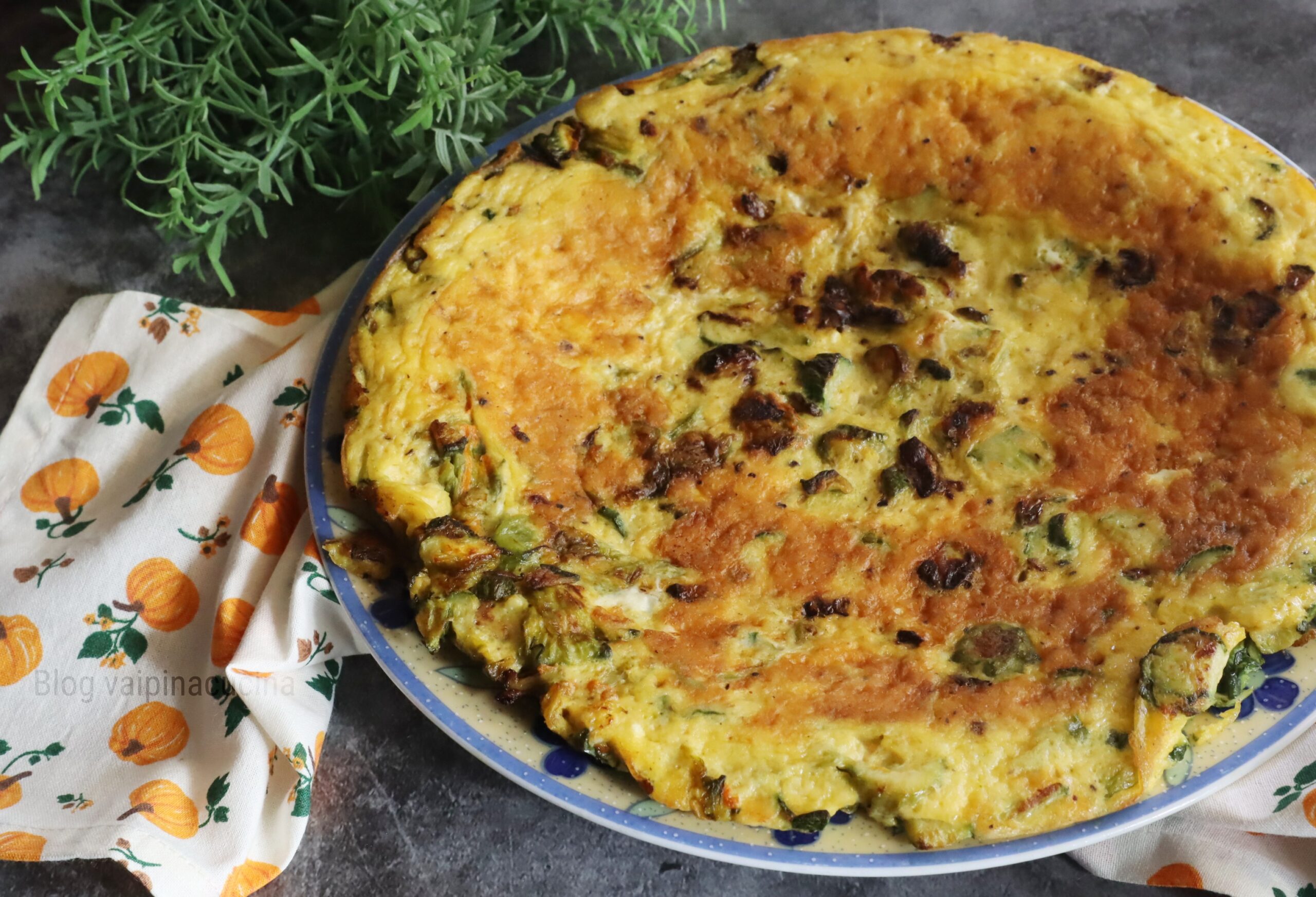 Omelette aux fleurs et courgettes
