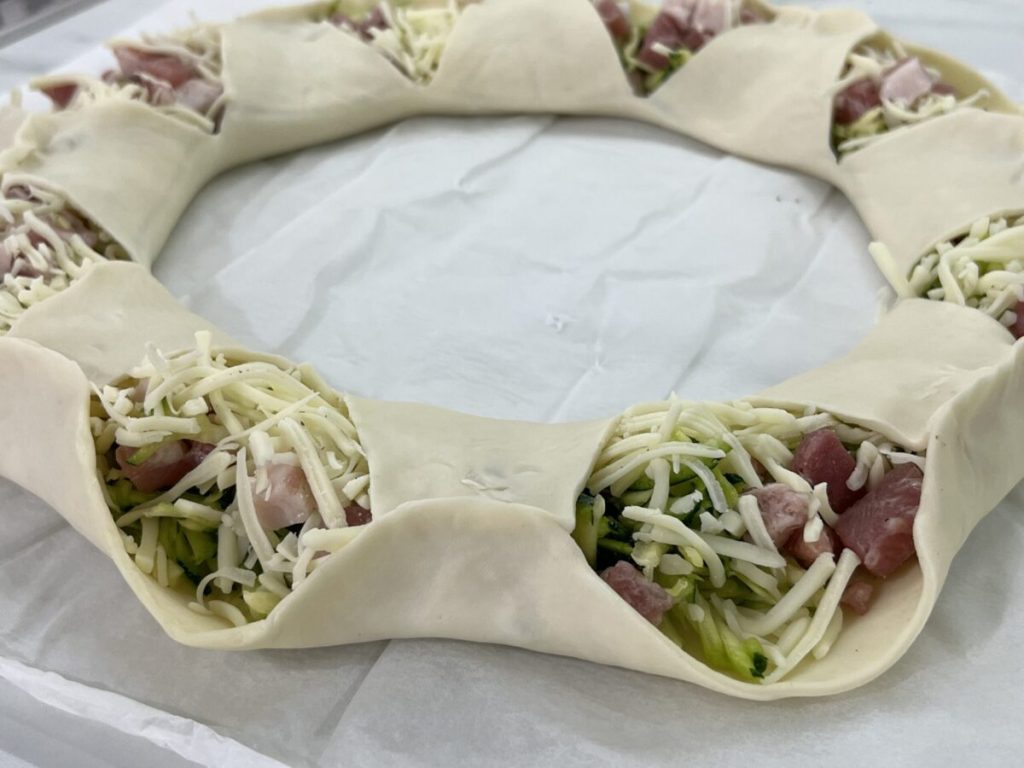 couronne salée pâte feuilletée courgettes