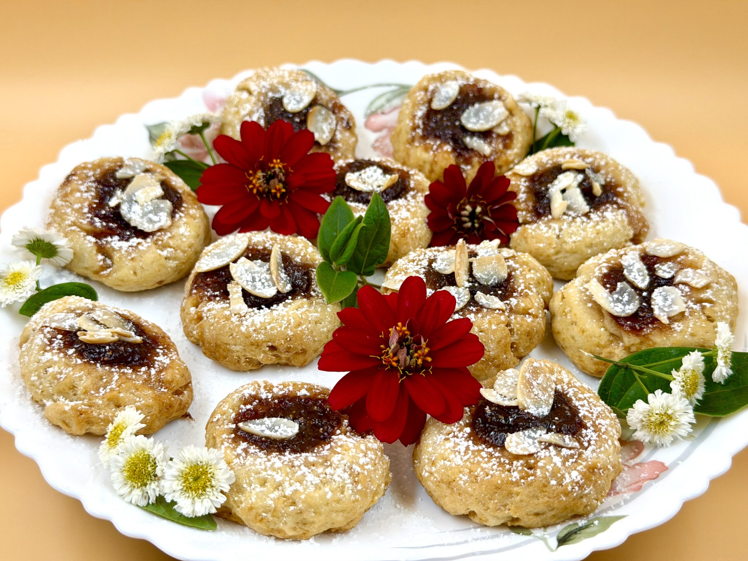 Biscuits vegan fourrés à la confiture