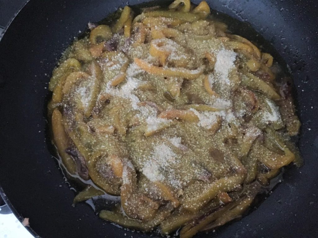 poivrons poêle anchois chapelure