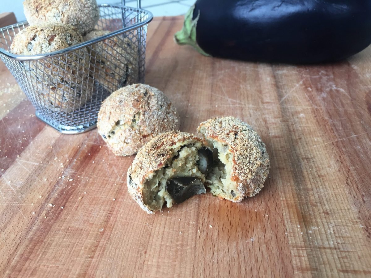 Vous ne voulez pas frire ? Alors préparez-les au four ! Boulettes d&rsquo;aubergines au four.