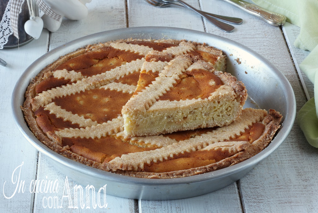 Pastiera de blé avec crème pâtissière