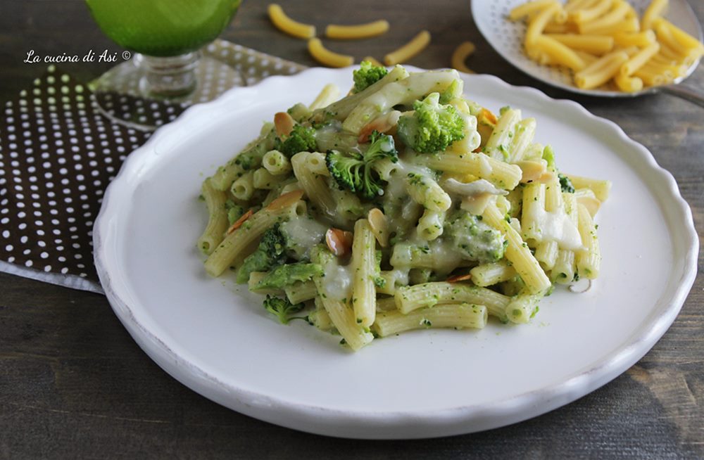 MACCHERONCINI au gorgonzola et brocolis