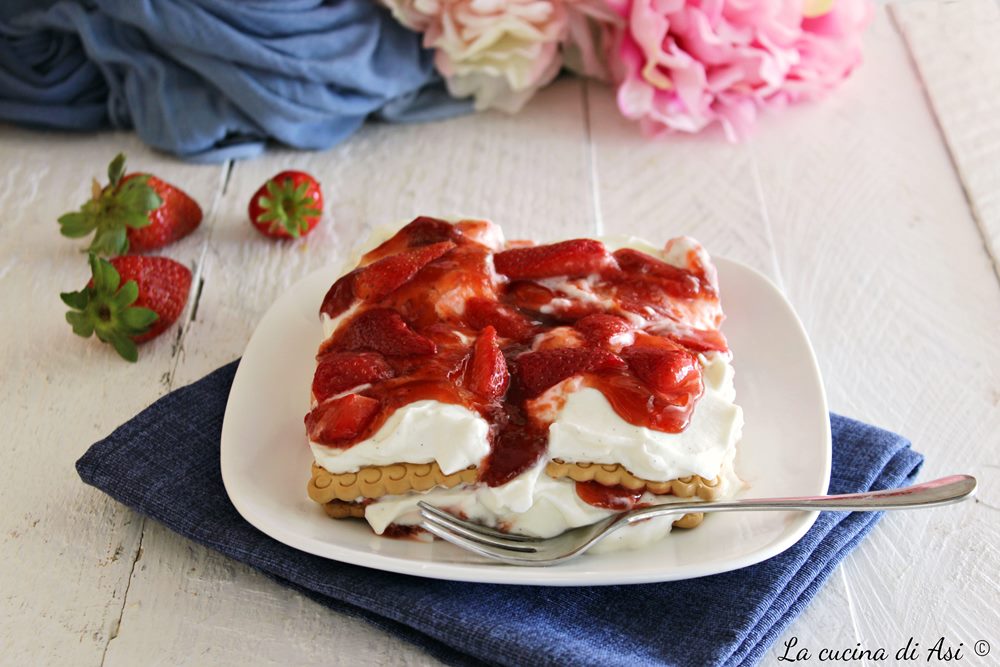 Millefeuille de fromage et fraises