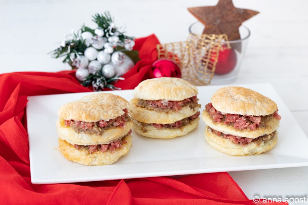 millefoglie con cotechino e lenticchie