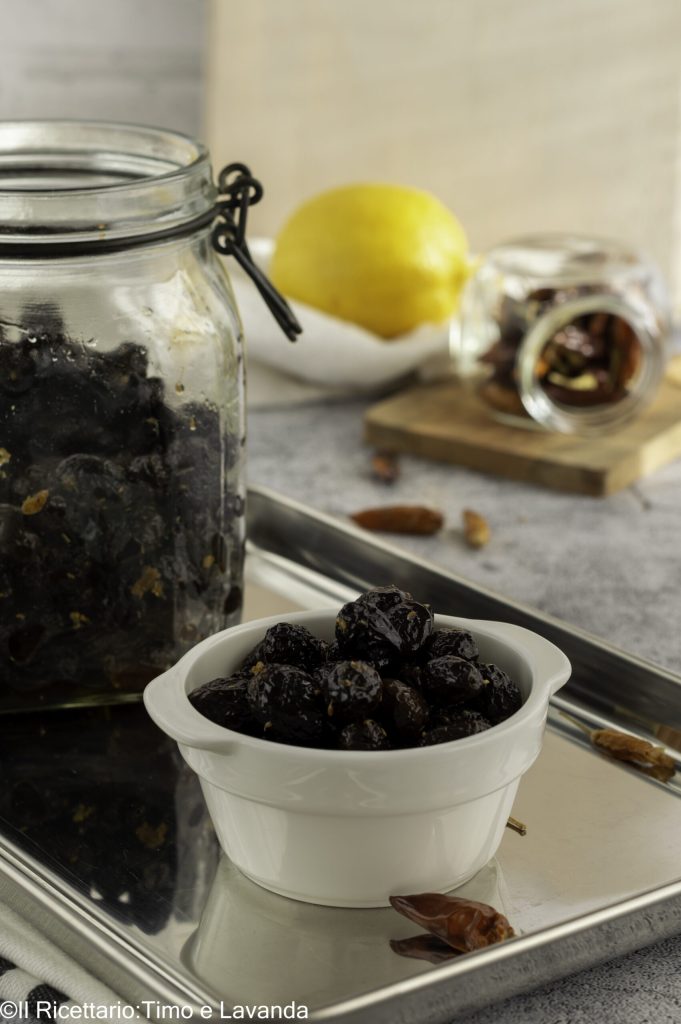 OLIVES NOIRES SÉCHÉES