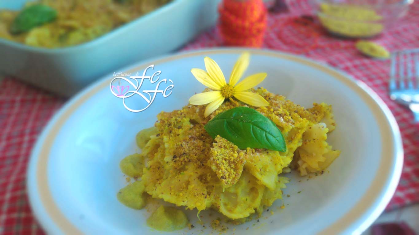 FARFALLE À LA CRÈME DE CHOU-FLEUR ET PISTACHES