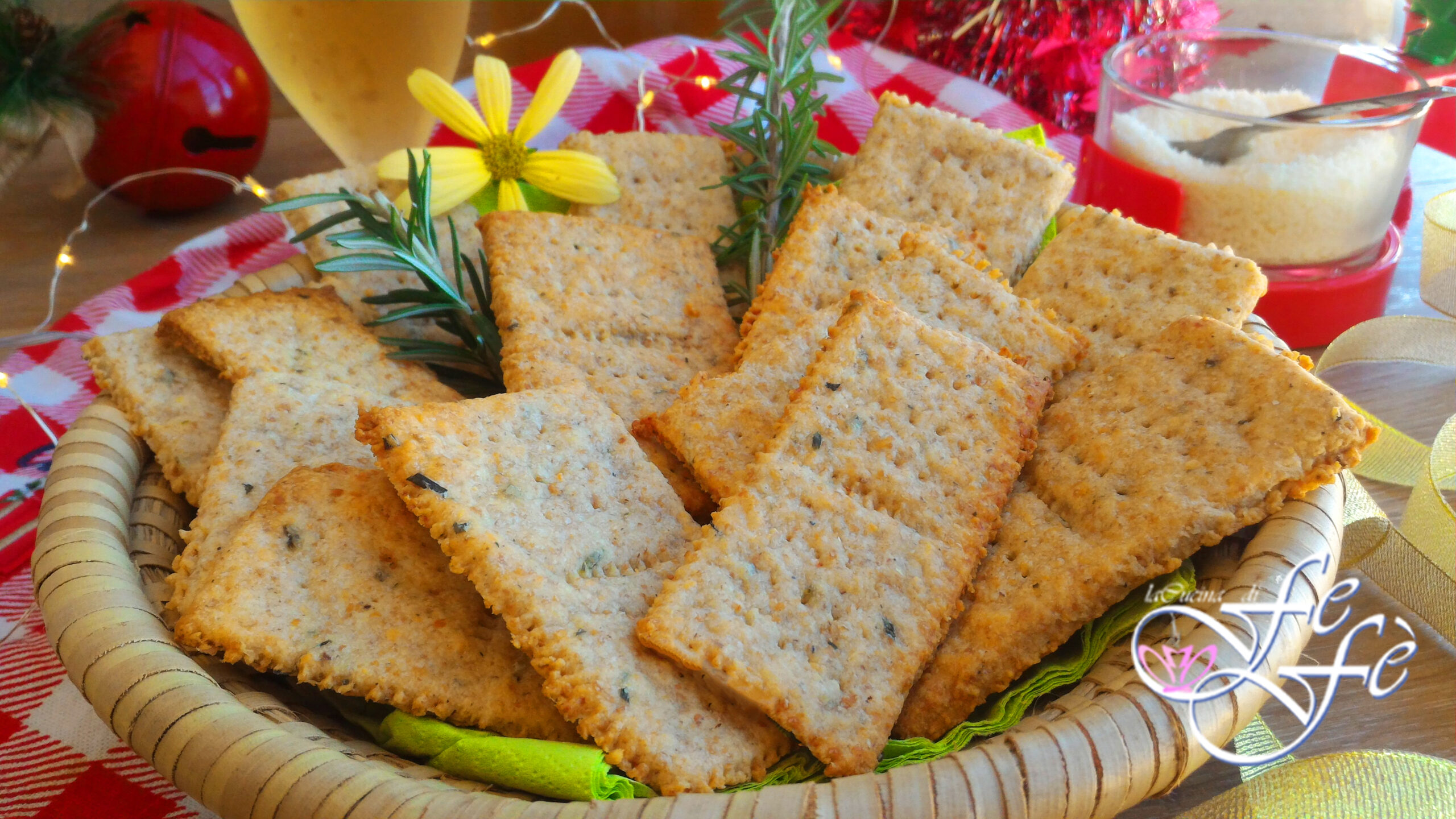 CRACKERS AU VIN BLANC ET PARMESAN