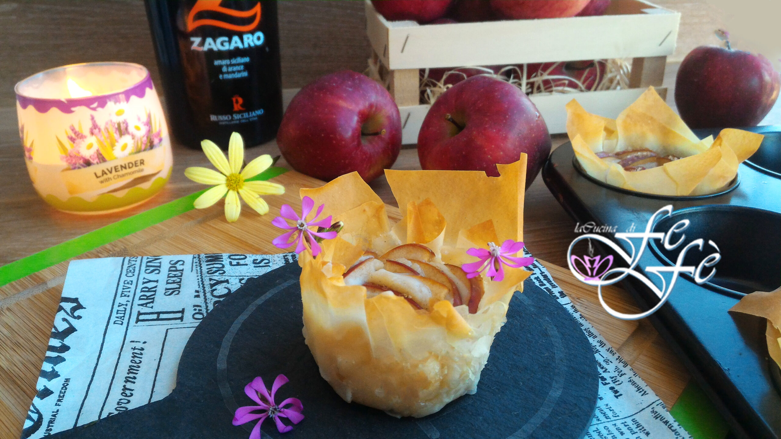 PANIERS DE PÂTE FILO AVEC CRÈME AU LAIT ET POMMES AROMATIQUES