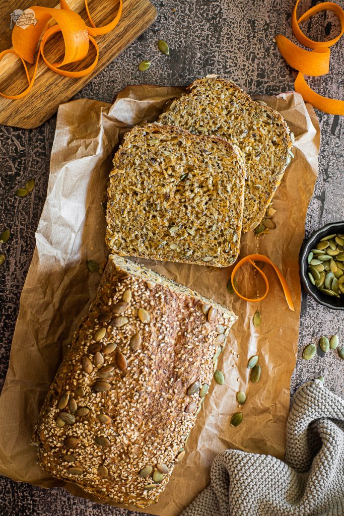 Pain aux carottes avec graines
