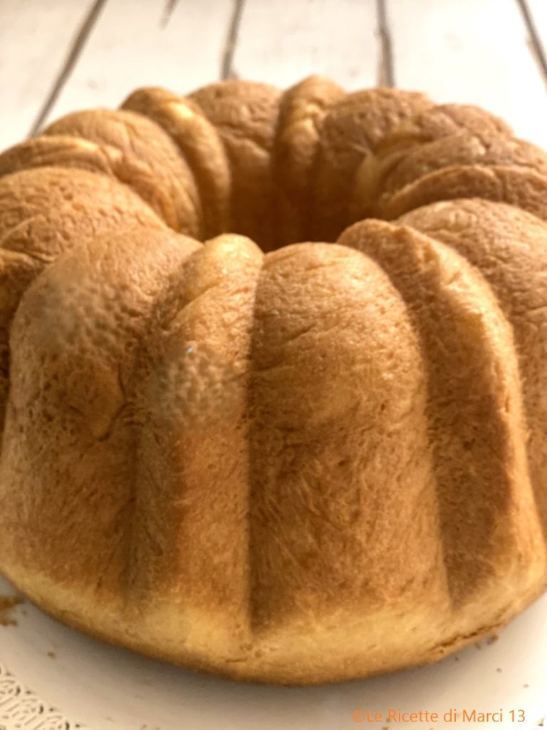 Pain brioché de Noël au saumon