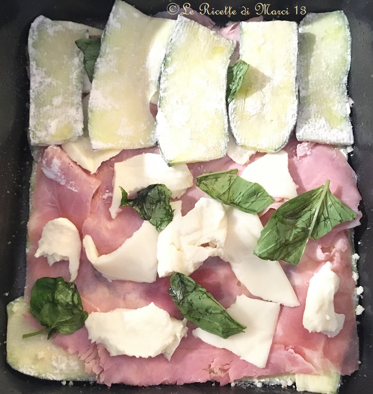 Parmigiana crémeuse de courgettes première couche