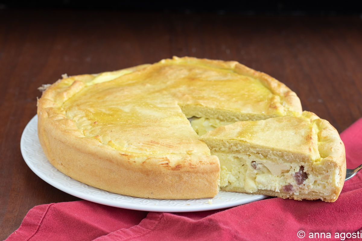 Pizza de ricotta napolitaine ou pizza chiena