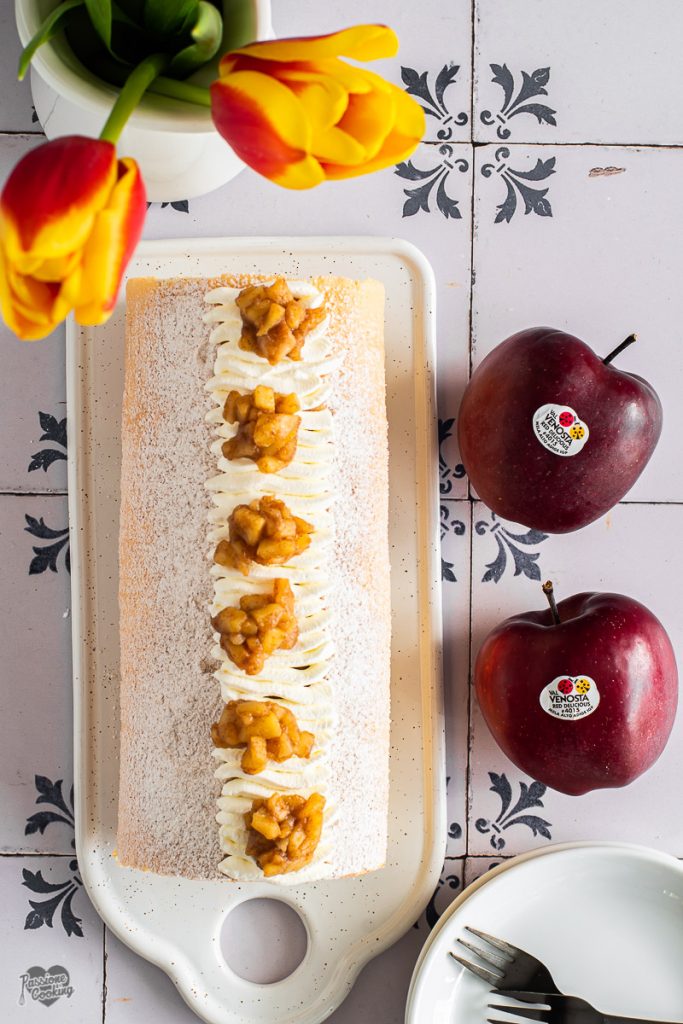 Roulé farci aux pommes épicées