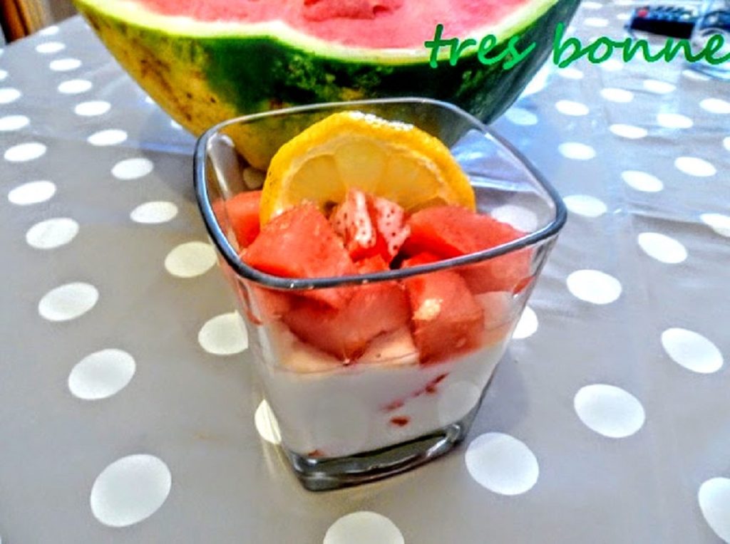 Dessert à la pastèque et yaourt