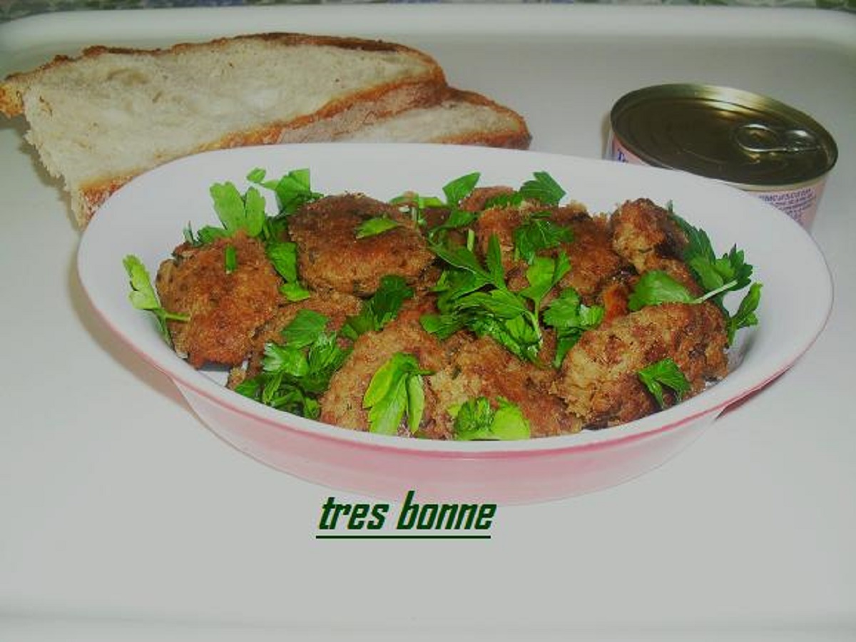 Boulettes de thon avec pâte de pain