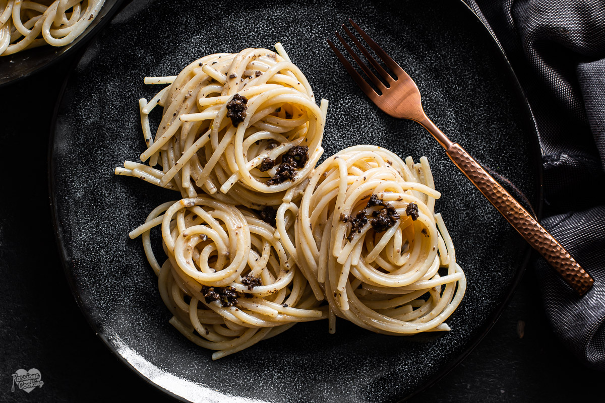 Spaghetti à la crème de parmesan à la truffe