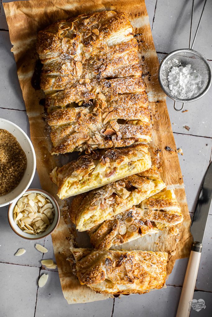 Strudel à la ricotta et à la rhubarbe