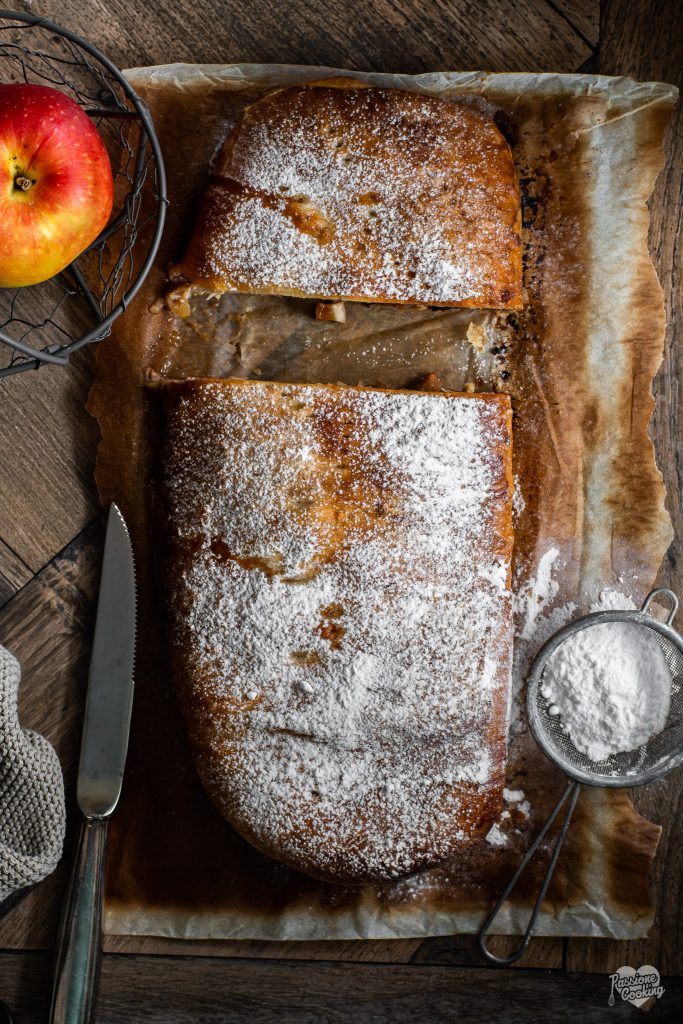 Strudel aux pommes avec pâte feuilletée
