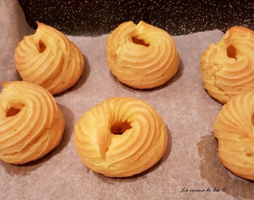 Zeppole de pâte à choux