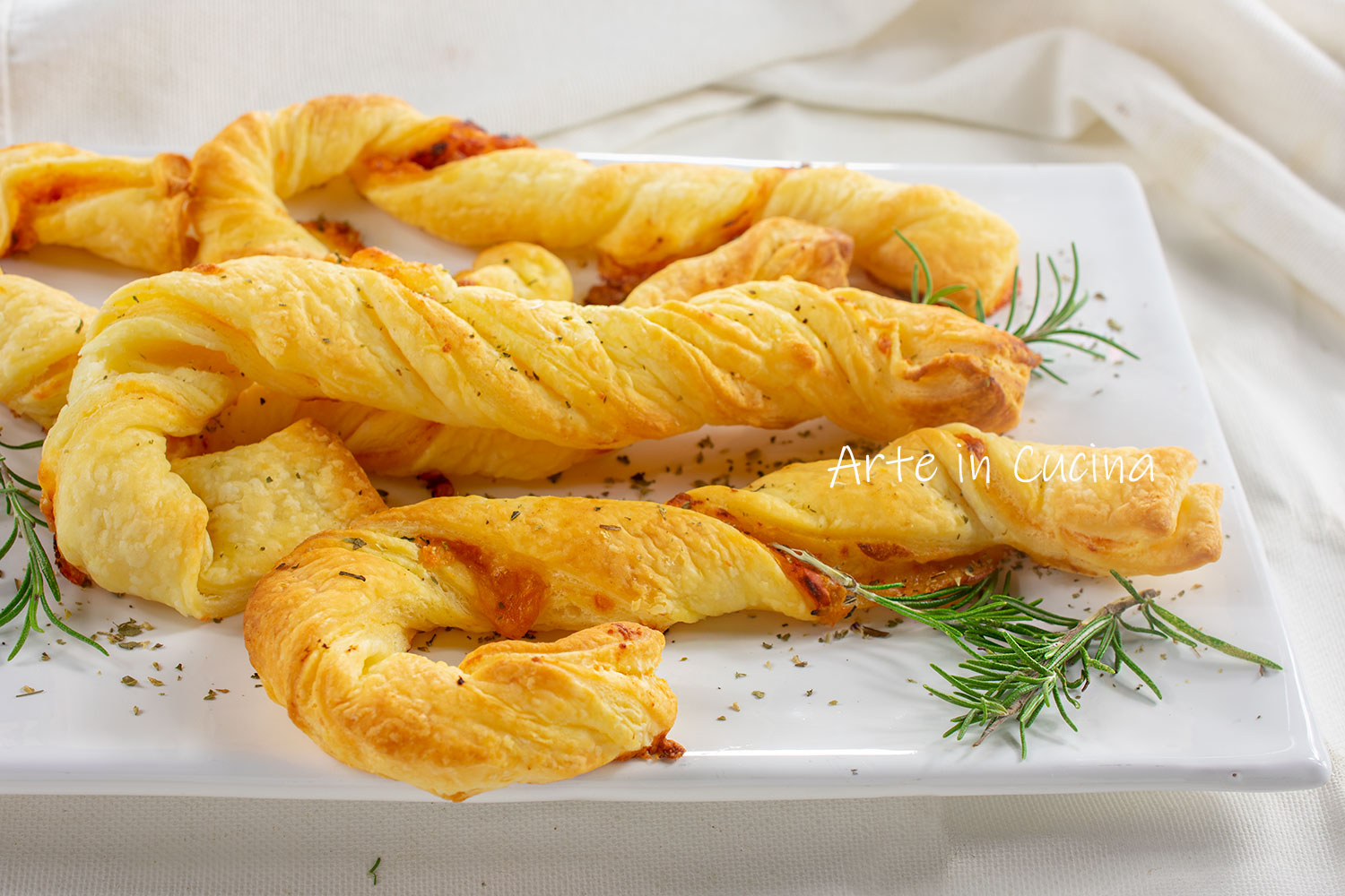Bâtonnets de Noël salés avec pâte feuilletée