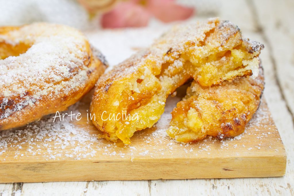 BEIGNETS FEUILLETÉS au mascarpone et confiture