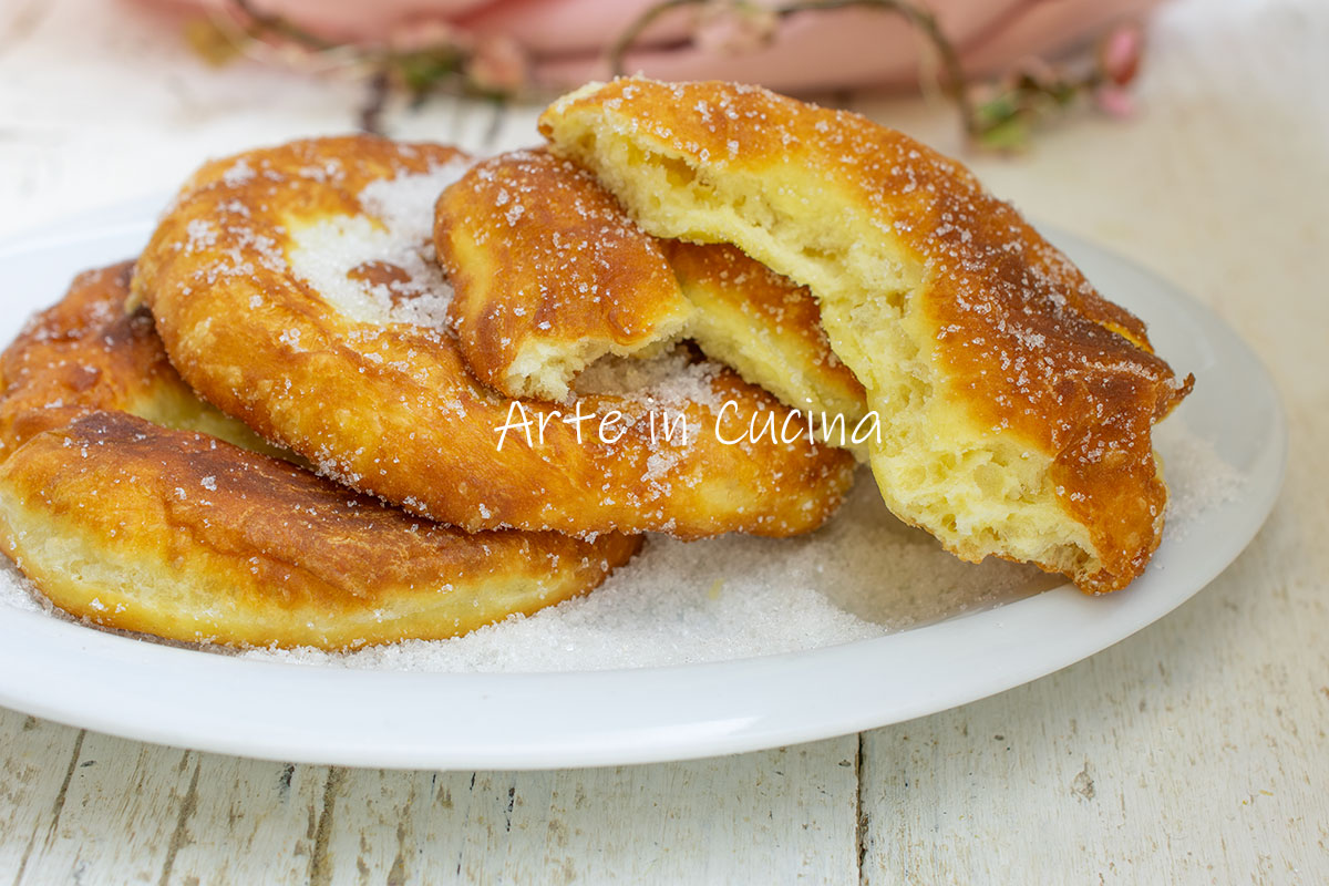 BEIGNETS SUCRÉS DE CARNAVAL AU CITRON