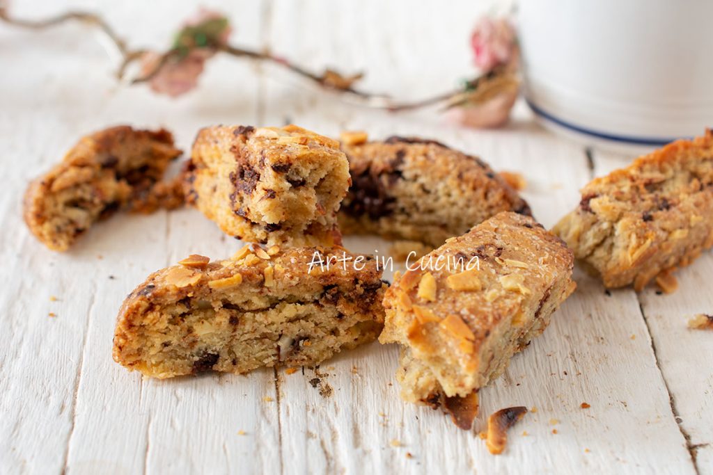 Biscuits moelleux aux amandes et chocolat